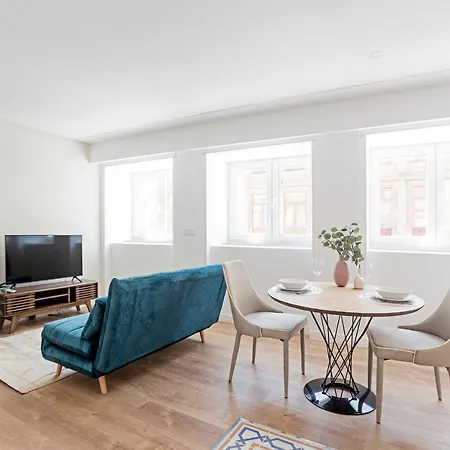 Urban House By Lovelystay Apartman