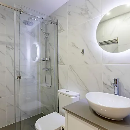 Urban House By Lovelystay Apartmán Porto