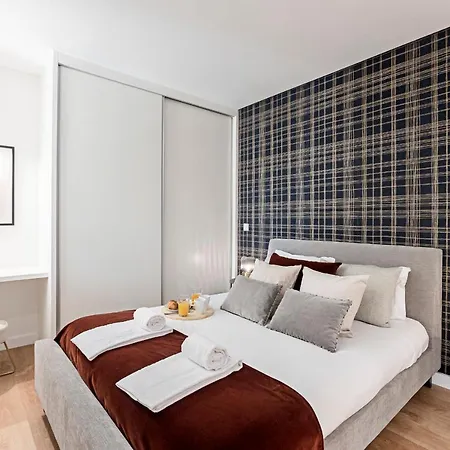 Urban House By Lovelystay Apartmán *