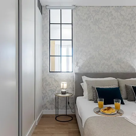 Urban House By Lovelystay Apartmán Porto