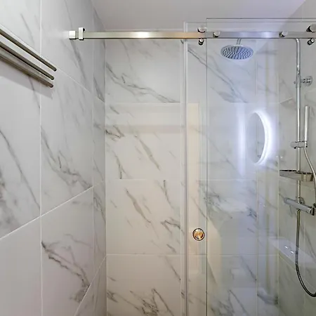 Urban House By Lovelystay 波尔图