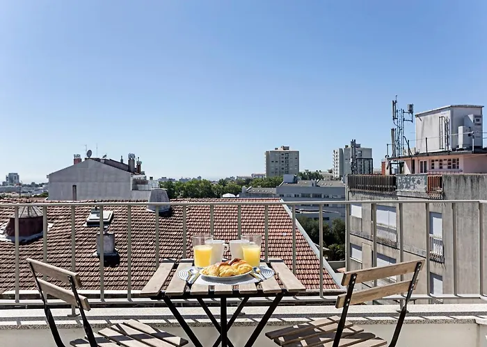 Urban House By Lovelystay Apartmán