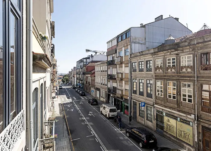 Urban House By Lovelystay Daire *