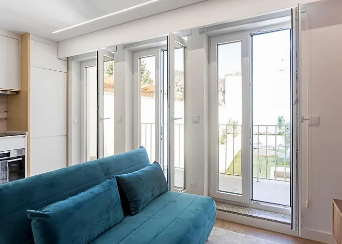 Urban House By Lovelystay Daire *