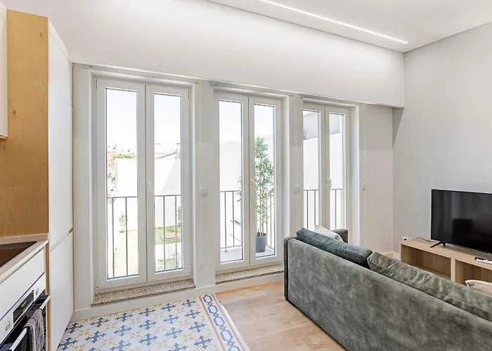 Urban House By Lovelystay