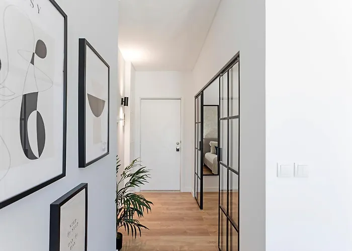 Urban House By Lovelystay شقة بورتو