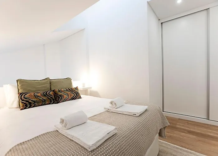 Urban House By Lovelystay Apartmán *