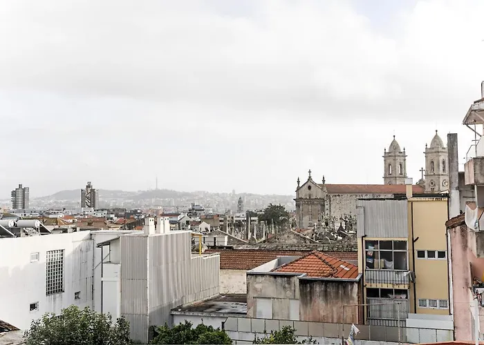 Urban House By Lovelystay