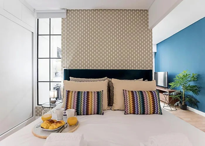 Urban House By Lovelystay Daire Porto