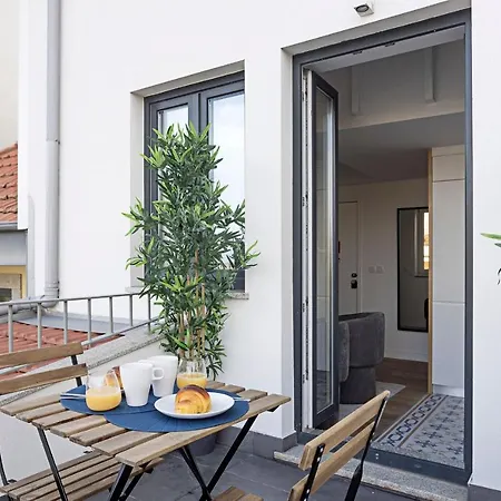 Urban House By Lovelystay