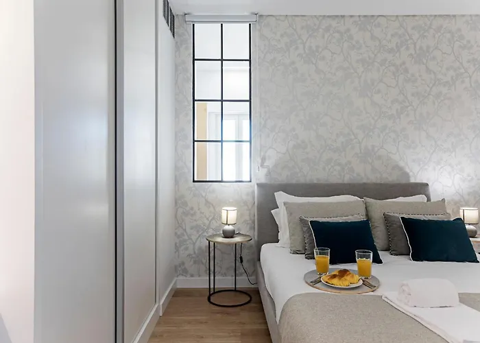 Urban House By Lovelystay Apartment Porto