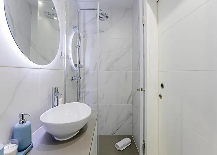 Urban House By Lovelystay Apartment Porto