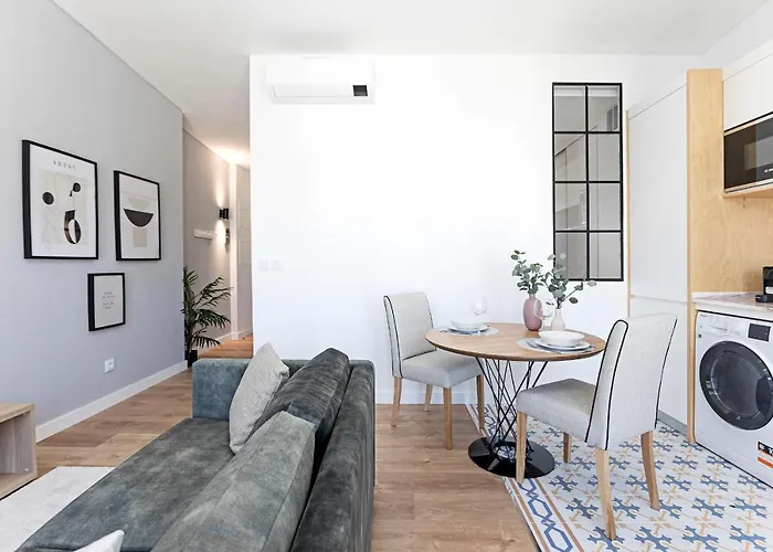 Urban House By Lovelystay