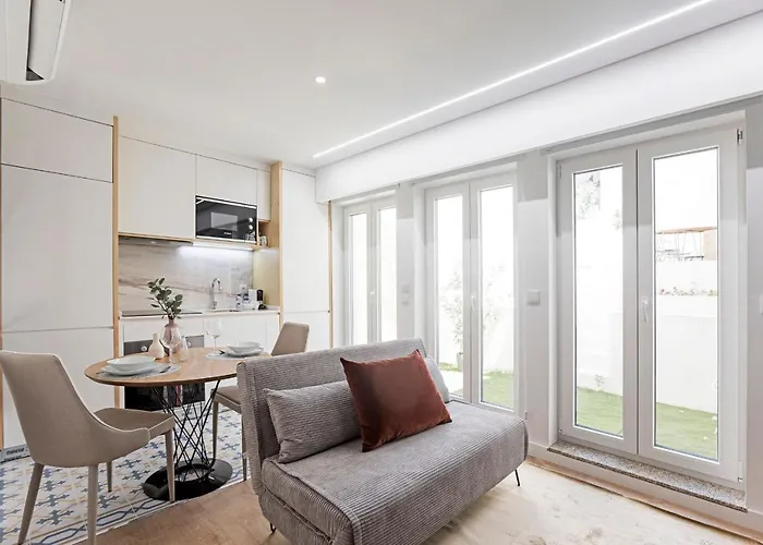 Urban House By Lovelystay