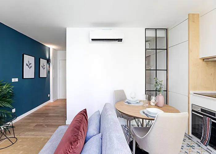 Urban House By Lovelystay Apartment *